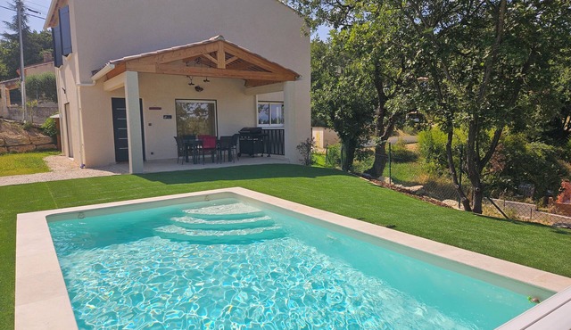 Maison en Provence Avec Piscine