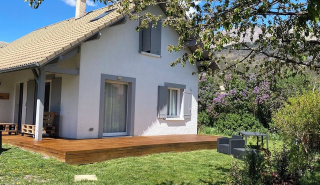 Maison Entière Avec Jardin Clos Proche lac de Serre-ponçon