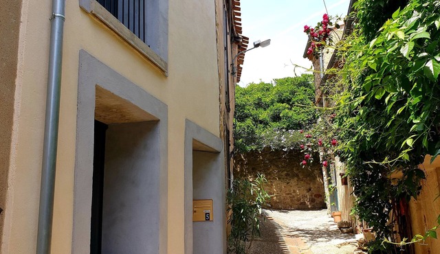 Maison Entière - Village du Livre Montolieu