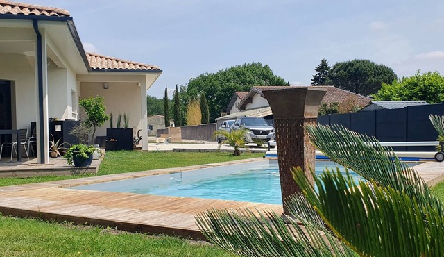 Maison Entre Océan et Vignoble au Cœur du Médoc
