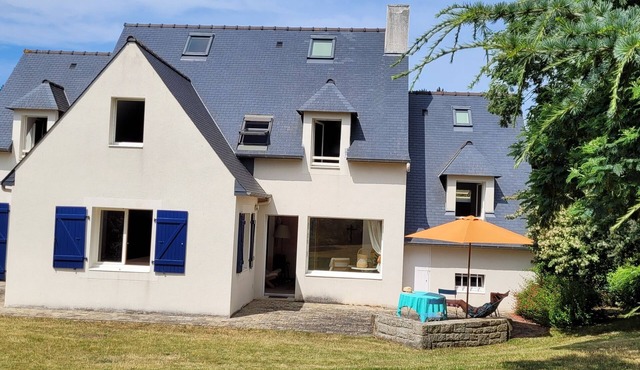 Maison Familiale à St Jacut de la mer 22750 -6 Chambres -8 Adultes-4 Enfants