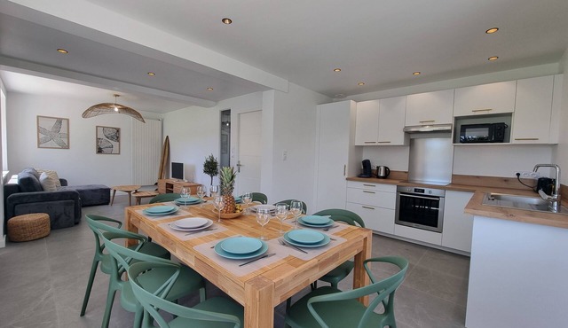 Maison Familiale -10 Pers - La Torche - Parking - Draps et Serviettes Inclus