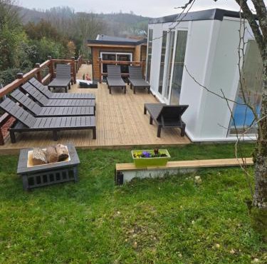 Maison familiale piscine jaccuzzi