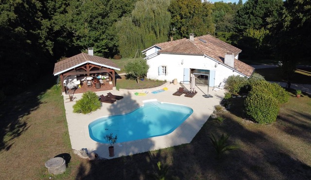 Maison Familiale La Tuilerie au Coeur des Landes