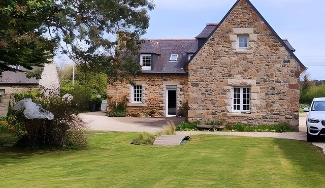 Maison Familiale 13 p à 100m de la Plage Ralévy