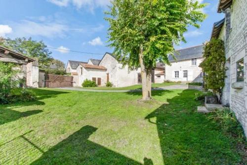 Maison familiale 5 chambres à Assay avec jardin