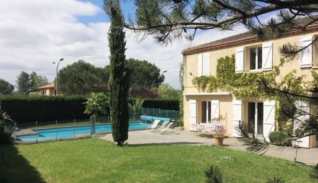 Maison Familiale Avec Piscine Balma