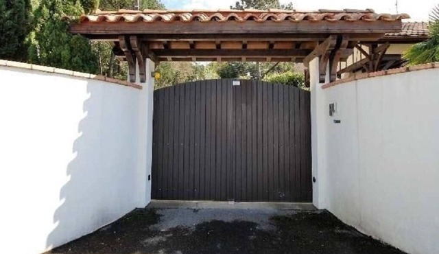 Maison Familiale Entre mer et Ville Avec Piscine Chauffée et Sauna