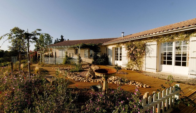 Maison Familiale Près de Bordeaux - Nombreux Atouts