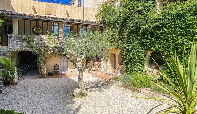 Maison Familiale Proche D'uzes Avec Piscine