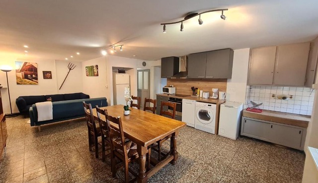 Maison familiale rénovée avec wifi, proche de sites historiques - FR-1-584-371