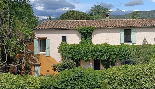 Maison Familiale Rénovée, au Bord de Lhérault. Grandes Pièces à Vivre
