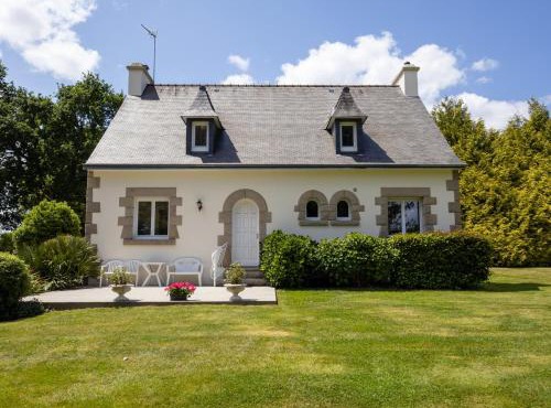 Maison familiale terrasse et parc