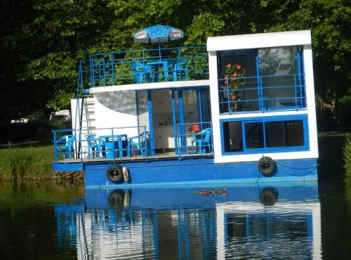 Maison flottante sur la seille