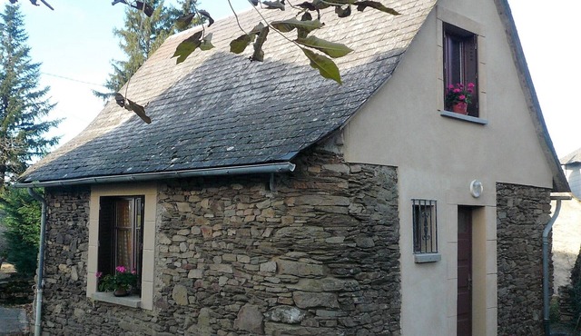Maison De Claude: Private Terrace, Private Garden & Wi-Fi
