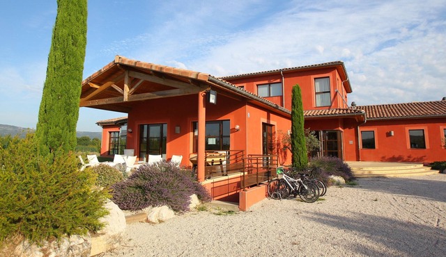 Maison de vacances spacieuse | 2 piscines et sauna