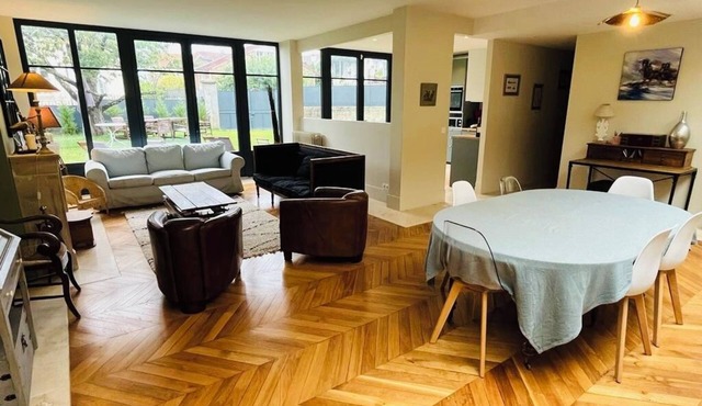 Maison 7 Chambres à 5 min du Château de Versailles