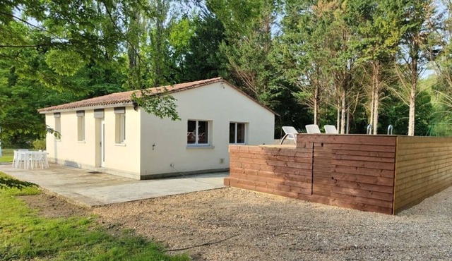 Maison Avec Piscine et Grand Jardin Privé