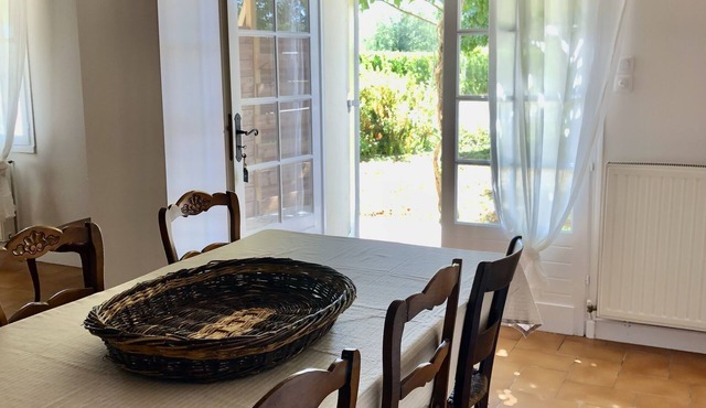 Maison de Campagne, Rénovée, au Calme, Entre Vignoble Bordelais et Bergeracois