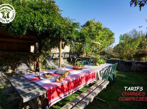 Maison authentique 19e siècle avec jardin et animaux acceptés - FR-1-496-360