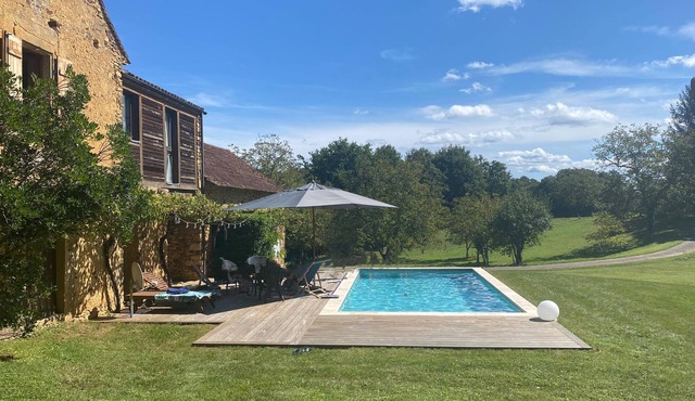 Maison de Bertrand - fabulous stone house with private pool and huge garden