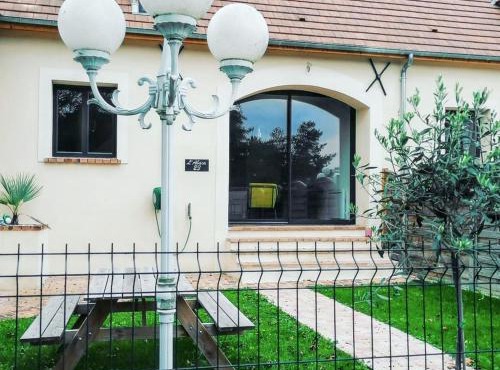 Maison de charme à Sainte-Geneviève-lès-Gasny avec jardin paisible