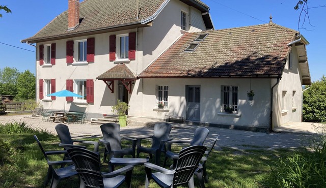 Maison Franc-comtoise sur Parc Arboré, Accès Direct aux Cascades du Hérisson