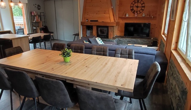 Maison-gîte "Le Bressaud" Jusqu'à 12 Personnes