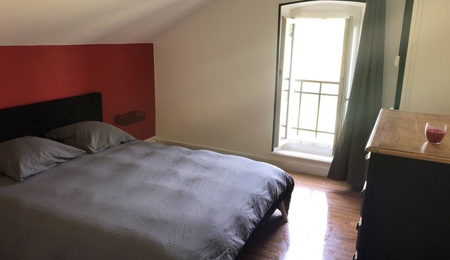 Maison Garde Barrière Taizé