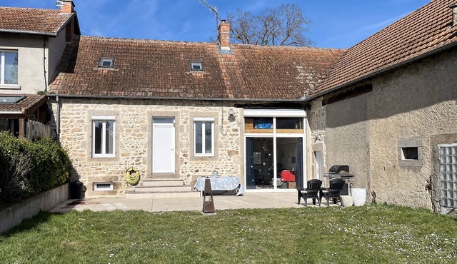 Maison Hémera, a break in Auvergne