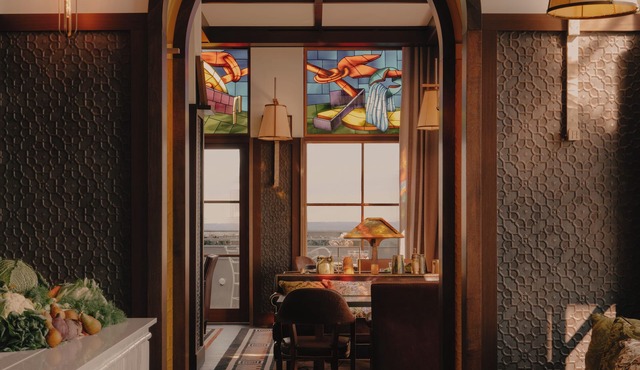 Maison Heler Metz, Curio Collection By Hilton