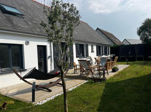 Maison HERMANVILLE SUR MER plein pied-à côté de la plage