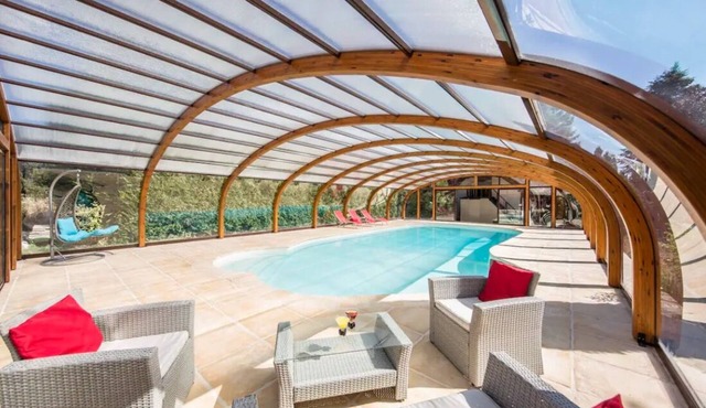Maison Individuelle Avec Piscine Privée Chauffée