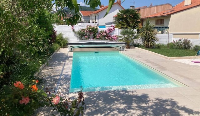 Maison Idéalement Placée Avec Piscine Pour 8 Personnes