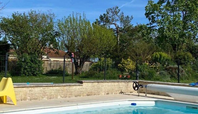 Maison Idéale Pour Être au Calme en Famille ou Entre Amis 45 mn de La Rochelle