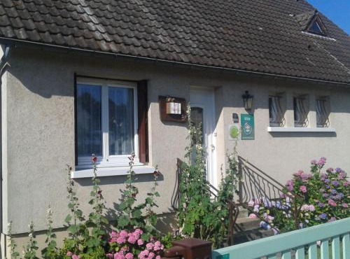 Maison Indépendante 5 Chambres avec Jardin - Animaux Bienvenus - FR-1-581-75