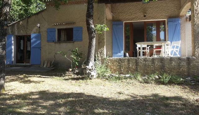 Maison Indépendante en Pleine Nature à un km du Village. Idéal Pour Randonneurs