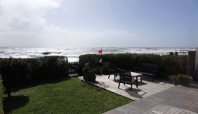 Maison Individuelle Située Direct mer Avec Plage à 100 M
