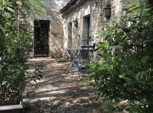 maison insolite dans un hameau