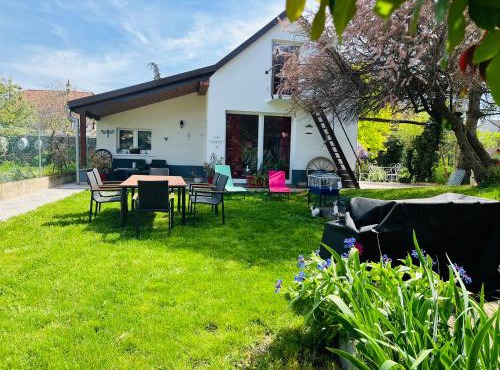 Maison « jardin la cigogne »