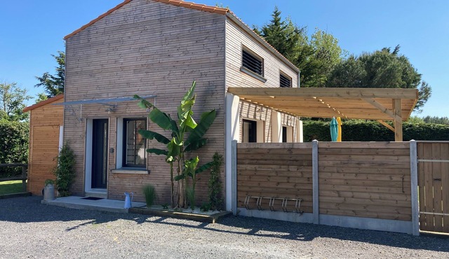 Maison Jasmin near the ocean