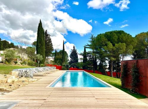 Maison Joyeuseté, Cité de Carcassonne 7 min, Piscine 20m chauffée toute l'année, Clim, Parking