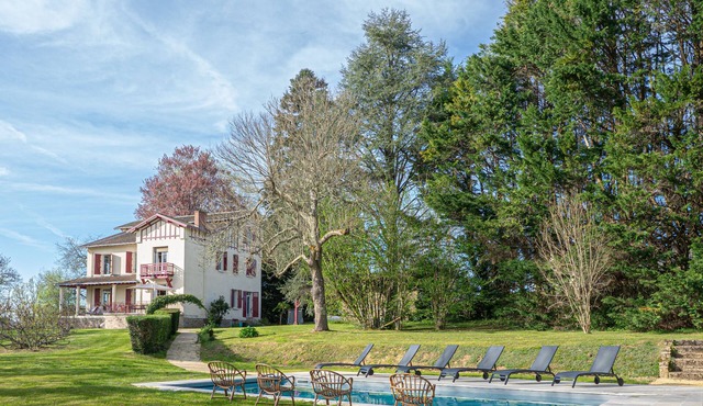 Maison Léonce Blanc - Prestige in Lubersac