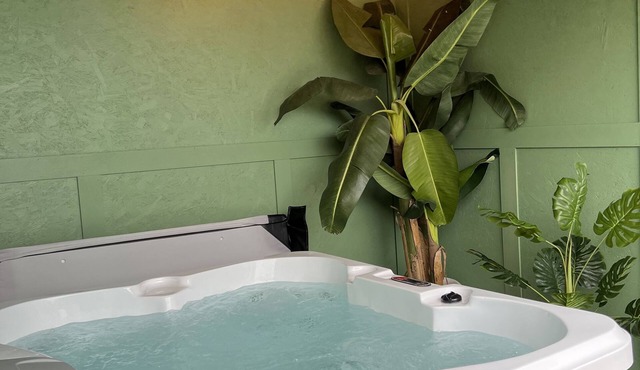 Maison la dolce vita with year-round spa