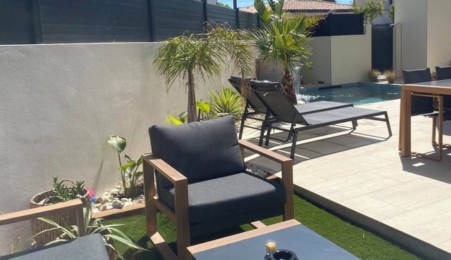 Maison la volupté 2 kms from the wild beach of Les Aresquiers