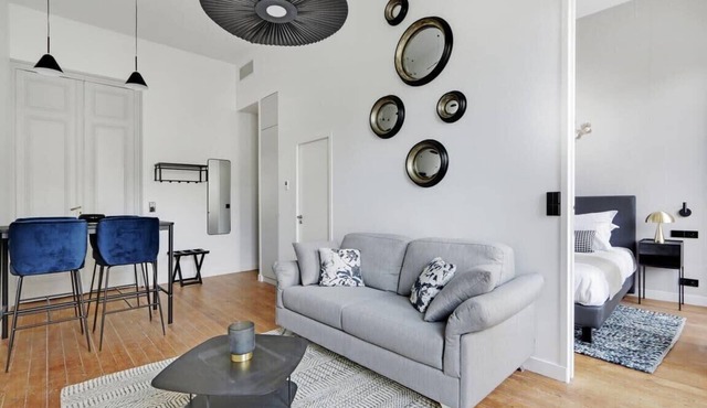 Maison Labruyère - Aviau Suite