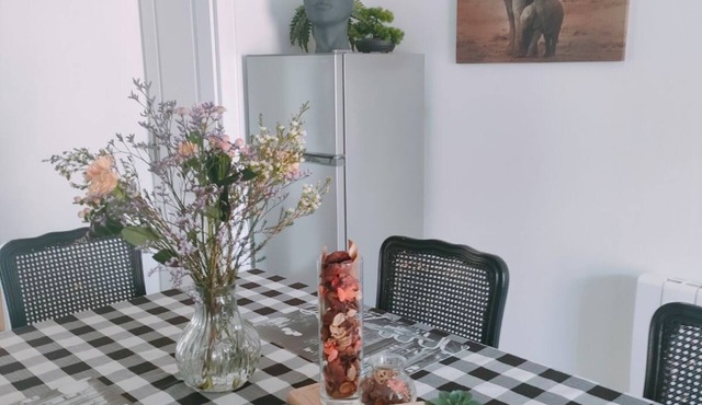 Maison Le Merzer, 5 Personnes, Sans Vis-à-vis, au Coeur D'un Village Breton