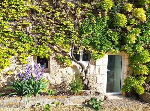 Maison Les Iris - 3 chambres et 3 salles de bain - 3 à 6 personnes - Futuroscope