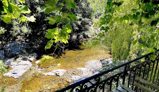 Maison les Pieds Dans L'eau