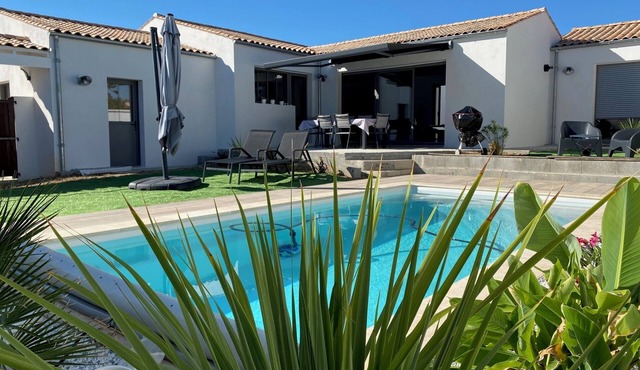 Maison Lumineuse 10 mn La Rochelle